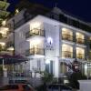 Отель Boutique Hotel Azimut в Свети-Стефане