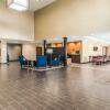 Отель Comfort Suites Fairgrounds West, фото 16