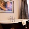 Отель Andre's Mews, фото 11