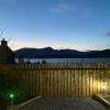 Отель Little Fox Lodge Hideaway Glencoe - 5 Star with Hot Tub overlooking Loch Linnhe, фото 15