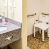 Отель Econo Lodge, фото 9