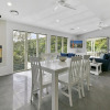 Отель Ocean Views, Luxury Living in Noosa Heads - Unit 2/13 Angler Street, фото 10