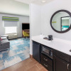 Отель Hampton Inn & Suites Houston Heights I-10, фото 32