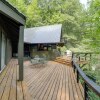 Отель Sapphire Treehouse Cabin w/ Views, Deck, Fireplace, фото 8