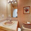Отель 22 Wellington Ln Condo Unit 1, фото 8