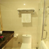 Отель GreenTree Business Inn HuiZhou South Railway Station DanShui RenMin Road Business Hotel, фото 8