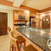 Отель Wisconsin Dells Resort Condo w/ 2 Fireplaces, фото 12