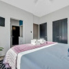 Отель NEW Pink Howdy Oasis 13 Beds Rooftop View Parking, фото 5