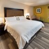 Отель Country Inn & Suites by Radisson, South Haven, MI, фото 27