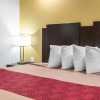 Отель Econo Lodge Inn & Suites North, фото 6