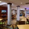 Отель Fairfield Inn & Suites Newark Liberty International Airport, фото 5