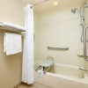 Отель Holiday Inn Express & Suites Alpharetta - Windward Parkway, an IHG Hotel, фото 8