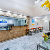 Отель Days Inn by Wyndham Los Lunas, фото 10