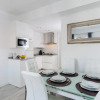 Отель Stylish 2 Bd Apartm Perfectly Located & Free Parking. Amira, фото 10