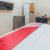 Отель OYO 2010 Satria Guest House, фото 26