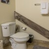 Отель High-Rise Downtown Apts by Frontdesk, фото 10
