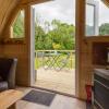 Отель Beautiful 1 bed Glamping pod in Battle, фото 4