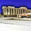 Отель Hampton Inn & Suites Menomonie-UW Stout, фото 1