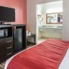 Отель Quality Inn & Conference Center, фото 7