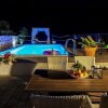Отель Premium Holiday Home In Ku Ine Mravinci With Swimming Pool, фото 2