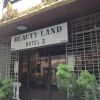 Отель Beautyland Hotel II в Янгоне