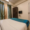Отель OYO 4082 Apartment Vashi, фото 10