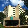 Отель Embassy Suites by Hilton Raleigh Crabtree, фото 26