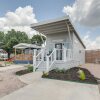 Отель Austin Tiny Home w/ Community Pool & Hot Tub!, фото 7