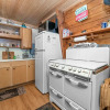 Отель The Grizzly Grotto - Gorgeous Gambrel With Gaming Consoles And Fast Wifi! 3 Bedroom Cabin, фото 8