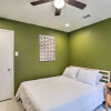 Отель Austin Abode w/ 2 Patios & Pool: 7 Mi to Downtown, фото 6