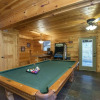 Отель Homespun Hospitality by Heritage Cabin Rentals, фото 20