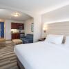 Отель Holiday Inn Express Hotel & Suites Detroit - Utica, an IHG Hotel, фото 18