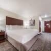 Отель Cobblestone Inn & Suites-Fremont, фото 5