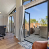 Отель Dewin Bach - Luxury Lodge Hot Tub Close to Beach, фото 7