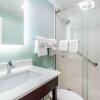 Отель Quality Inn & Suites, фото 11
