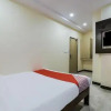 Отель OYO 17428 The Elite Inn, фото 7