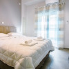 Отель Spacious 3-Bedroom Apartment 90m from Train, фото 1