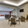 Отель DoubleTree by Hilton St. Louis Forest Park, фото 20