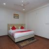 Отель OYO 10536 Hotel Raj Rani, фото 1