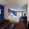 Отель Holiday Inn Express & Suites Tacoma Downtown, фото 4
