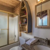 Отель The Breathe Inn - Two Bedroom Cabin with Hot Tub, фото 6