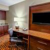 Отель Comfort Suites Concord Mills, фото 24