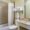 Отель Lone Star Inn & Suites, фото 9