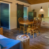 Отель Barefoot Villas Cabin 1 Beaver w/ Hot tub, фото 34