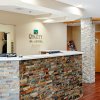 Отель Quality Inn & Suites, фото 10