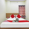 Отель OYO 89390 Hotel R Square, фото 6