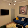 Отель NEW - Luxury 1 bed Apt in West End, фото 4