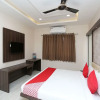Отель OYO 15861 Hotel Shivganga Comfort Zone, фото 19