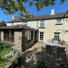 Отель Spacious 3BR in Historic Chepstow, Cottage Garden, фото 1
