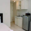 Отель Modern Look And Homey Studio Apartment At Springlake Summarecon Bekasi, фото 7